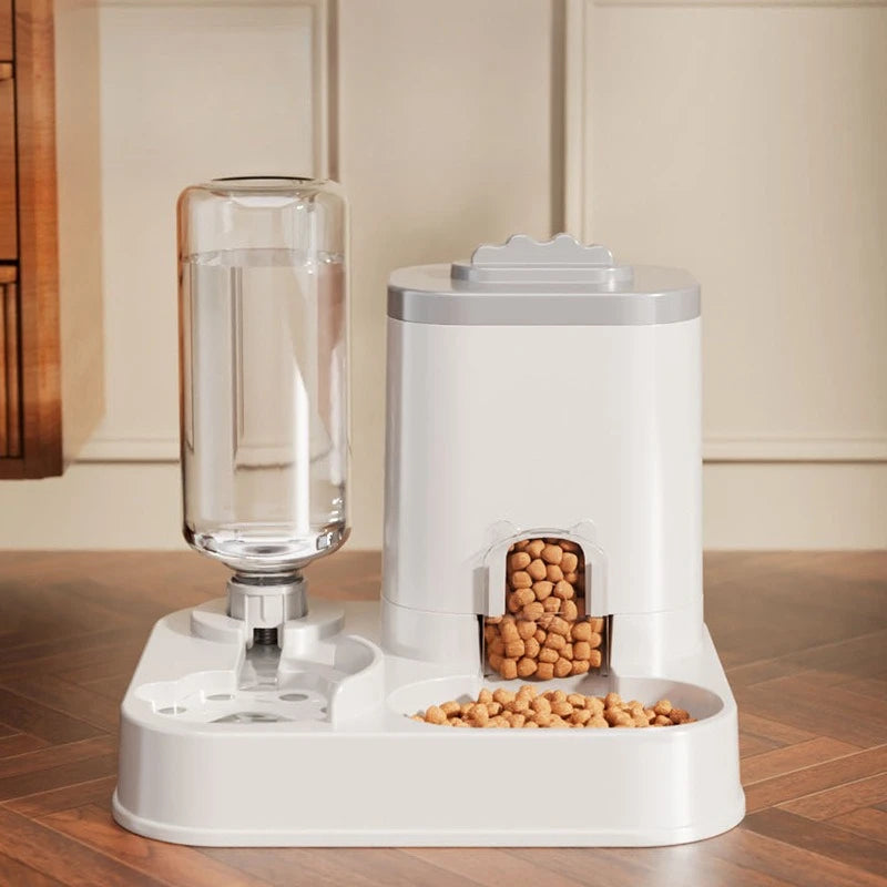 Automatic Pet Feeder & Water Dispenser – Gravity-Powered, No Batteries Needed